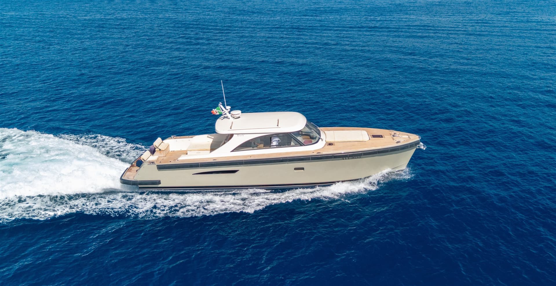 Toy Marine Tender 47 - Main View Toy Marine Tender 47 - Main View