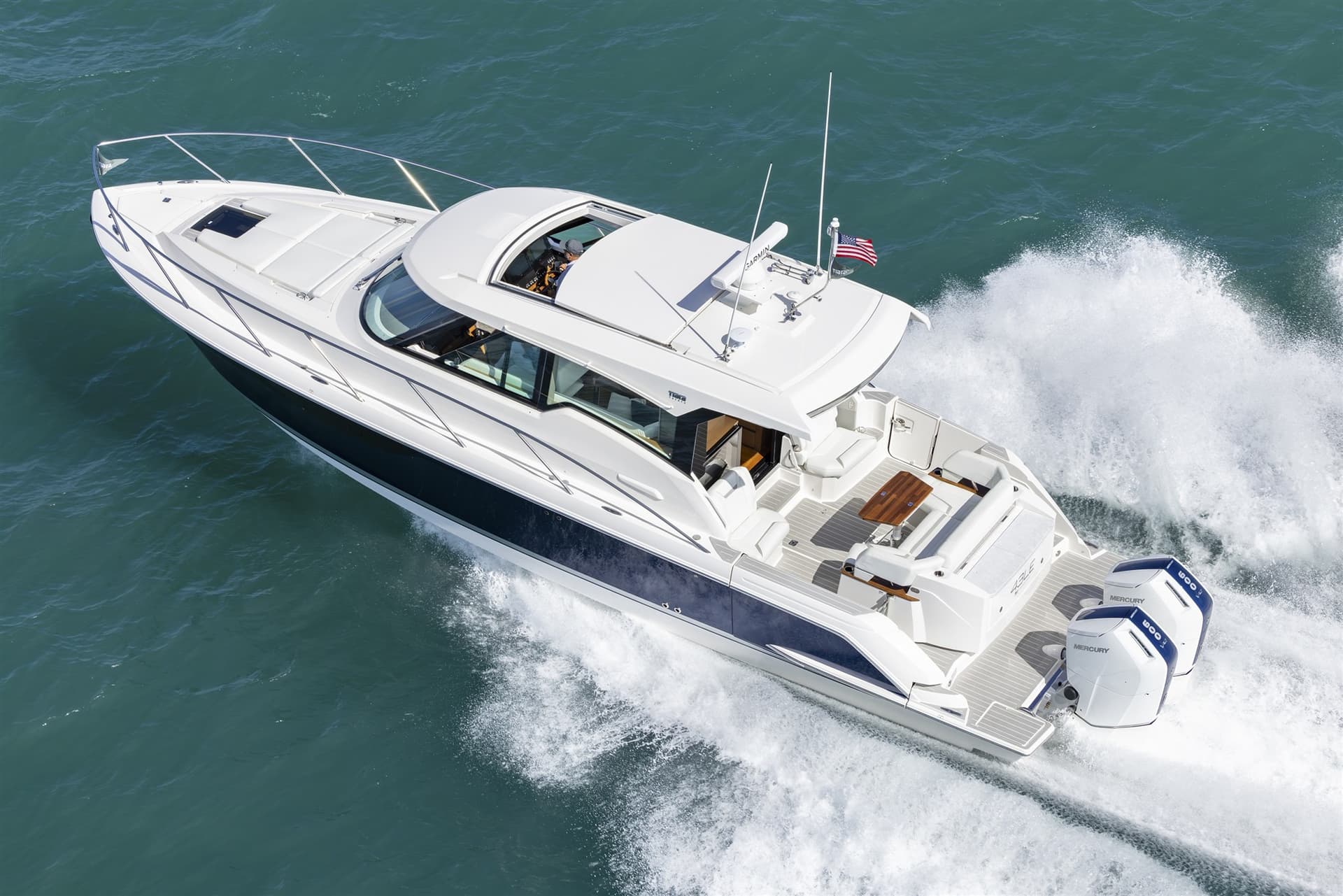 Tiara Yachts 43LE usato - vista principale