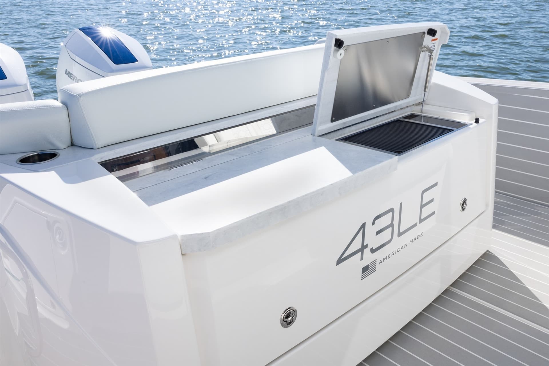 Tiara Yachts 43LE usato - foto hero 9