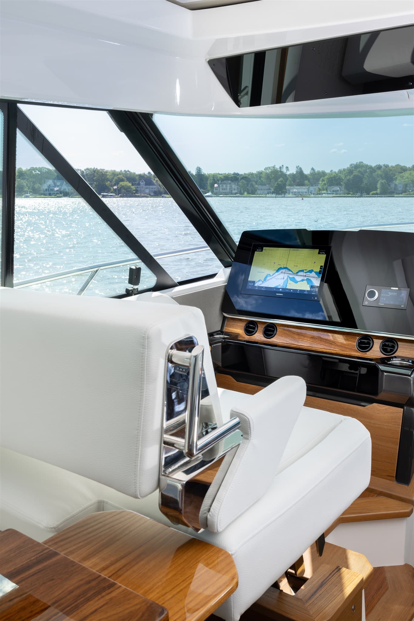 Tiara Yachts 43LE usato - foto hero 14