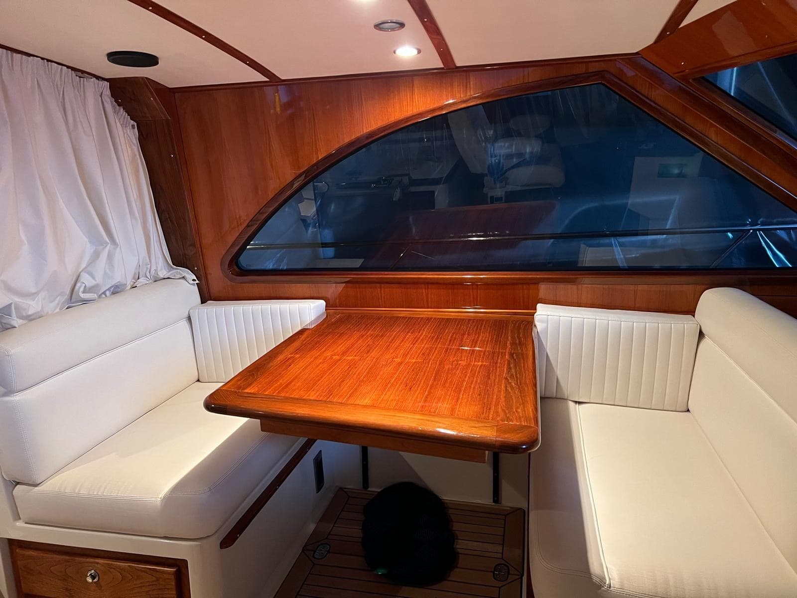 San Juan Yachts SJ40 FB usato - foto hero 10