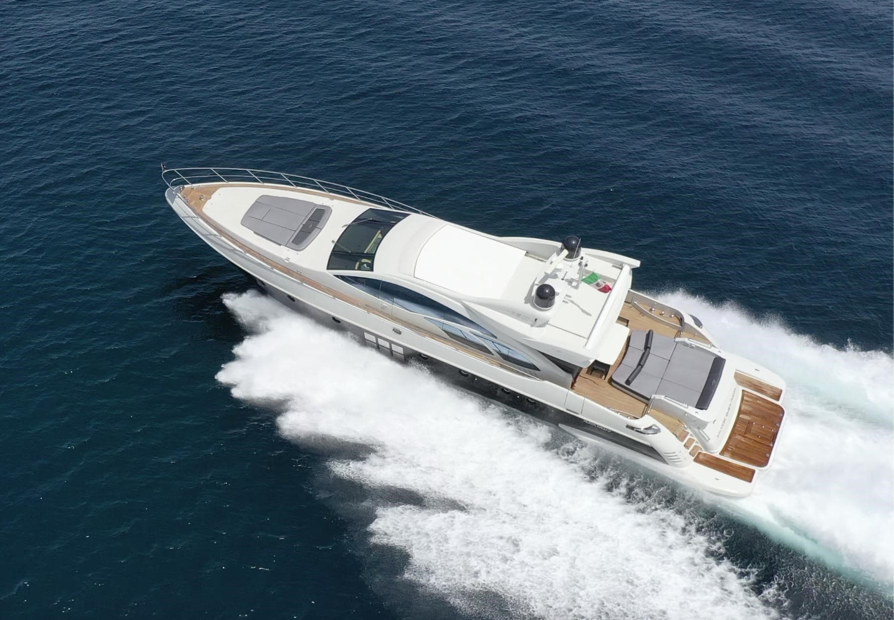 Azimut 86S used - main view