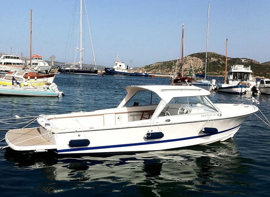 Bertram Yacht 25' Ht - Main View Bertram Yacht 25' Ht - Main View