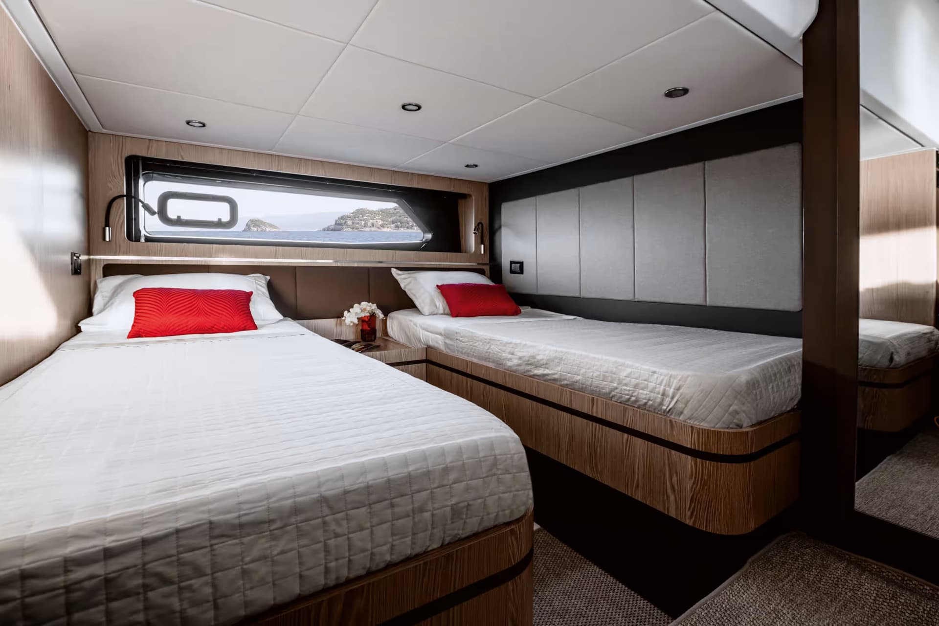 Azimut Atlantis 45 used - hero image 15