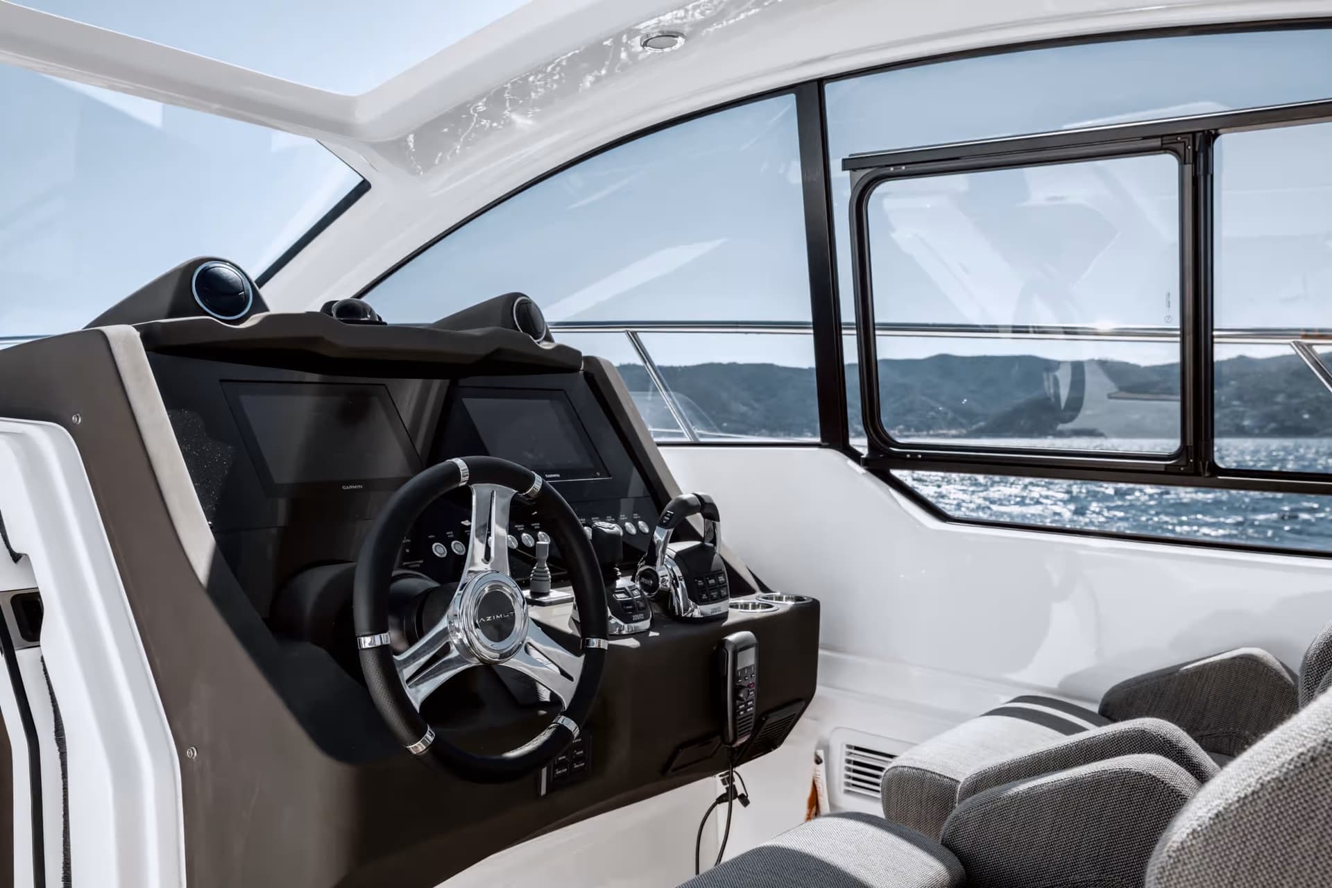 Azimut Atlantis 45 used - hero image 10