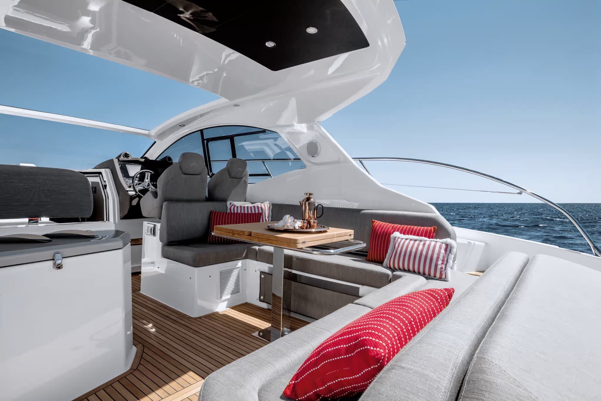 Azimut Atlantis 45 used - hero image 8