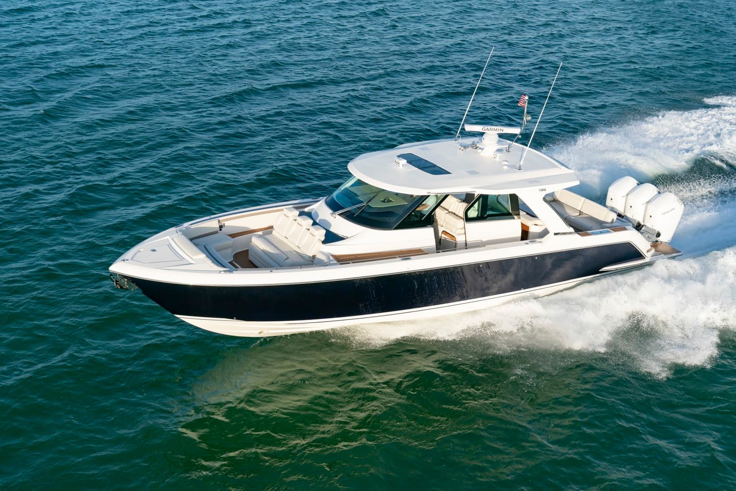 Tiara Yachts 48 Ls - Main View Tiara Yachts 48 Ls - Main View