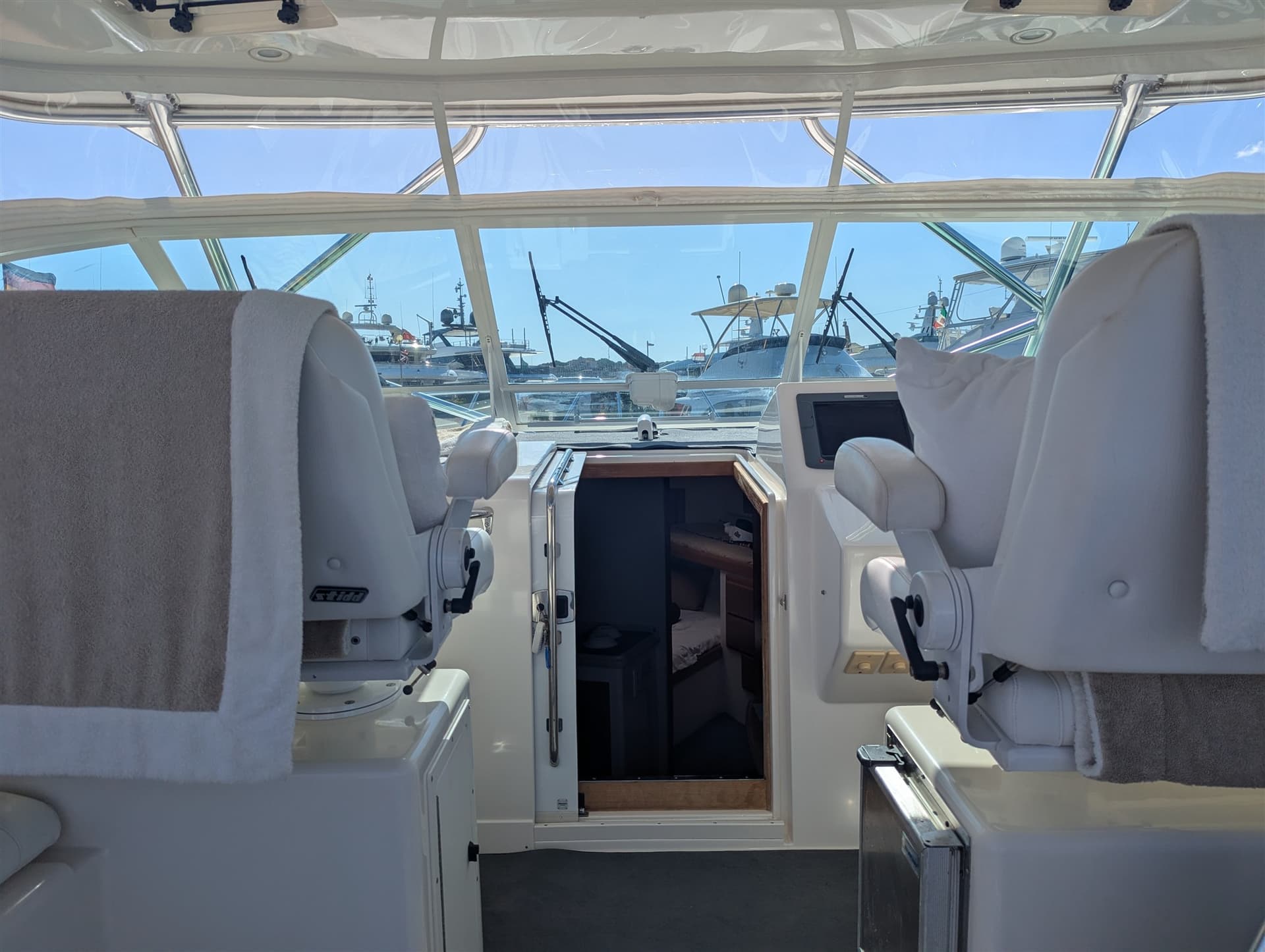 Cabo 38 Express gebraucht - Detail 3