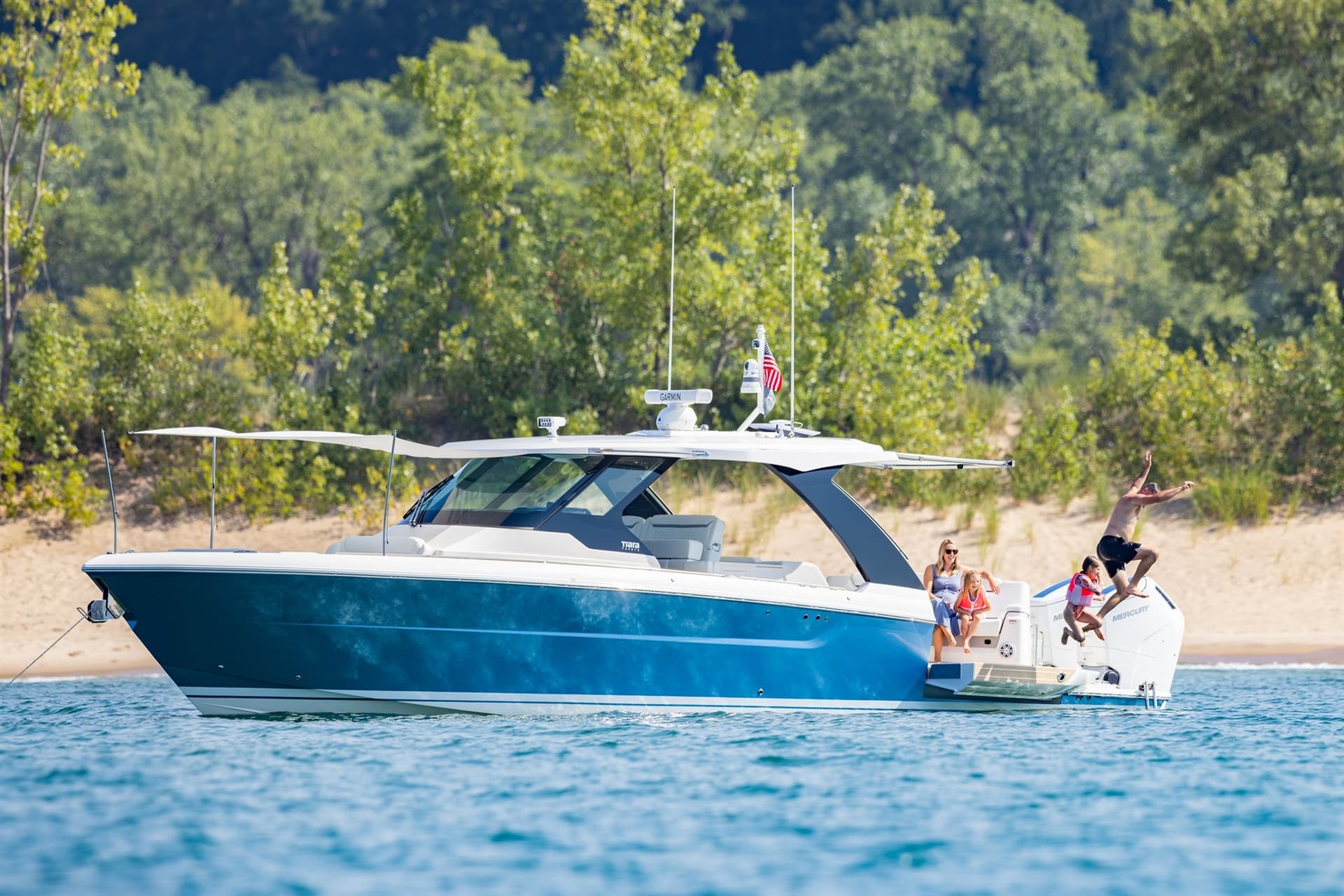 Tiara Yachts 39LS usato - foto hero 4