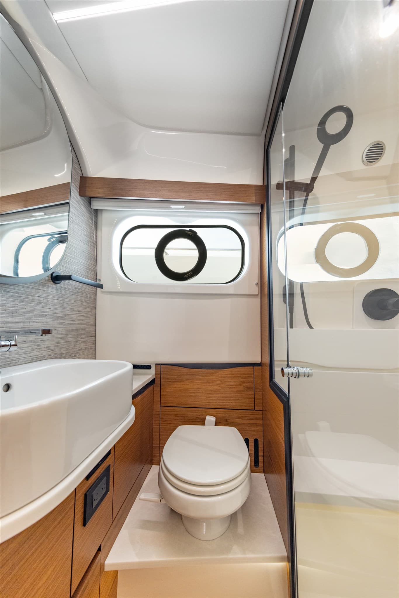 Tiara Yachts 39LS usato - foto hero 13
