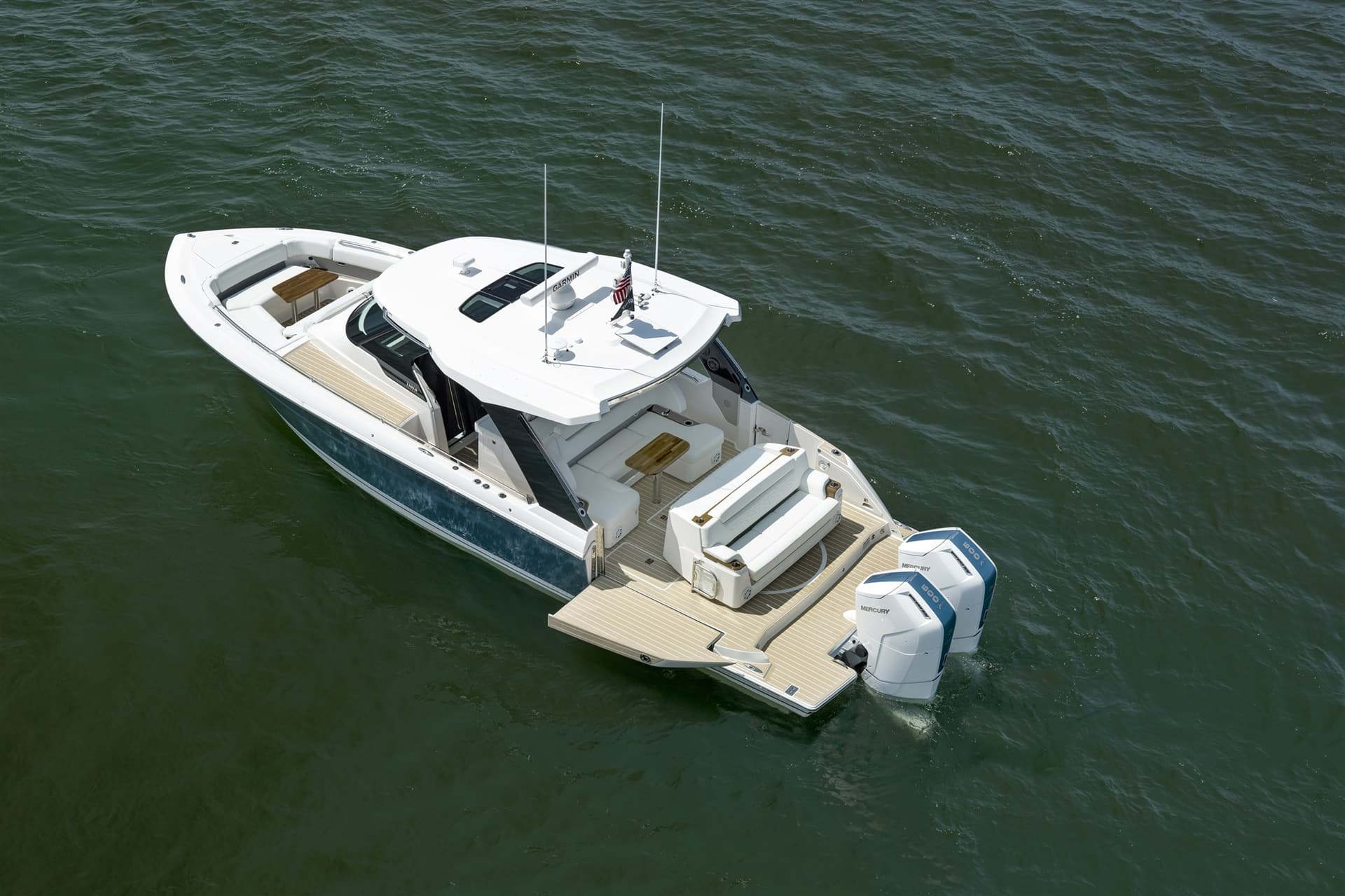 Tiara Yachts 39LS usato - foto hero 3