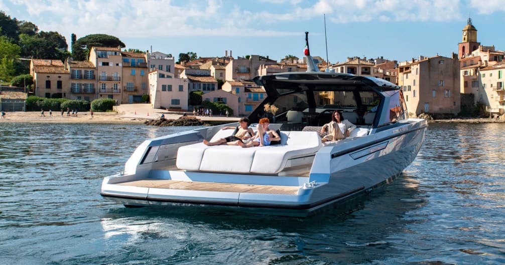 Santasevera Santasevera 52 - Detail View 1 Santasevera Santasevera 52 - Detail View 1