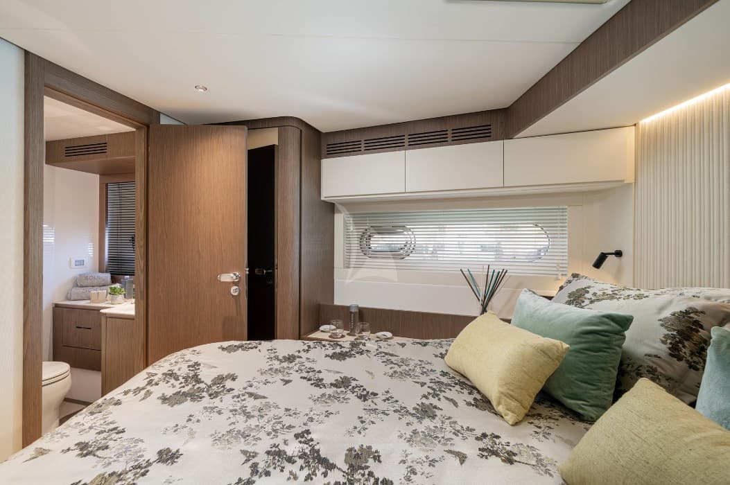 Azimut Magellano 66 MY 2015 usato - foto hero 15