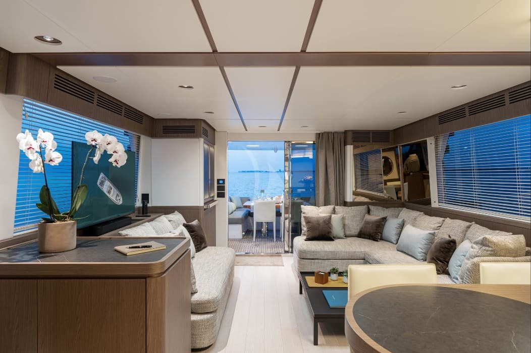 Azimut Magellano 66 MY 2015 usato - foto hero 8