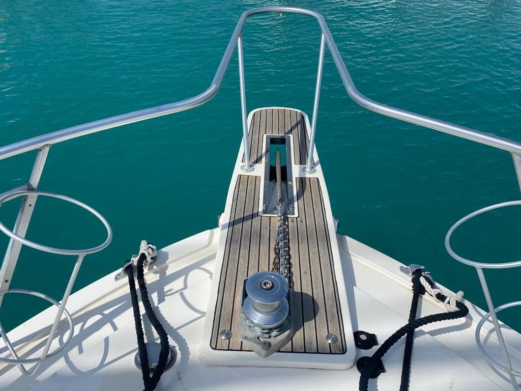 Bertram Yacht 37' Convertible used - hero image 5