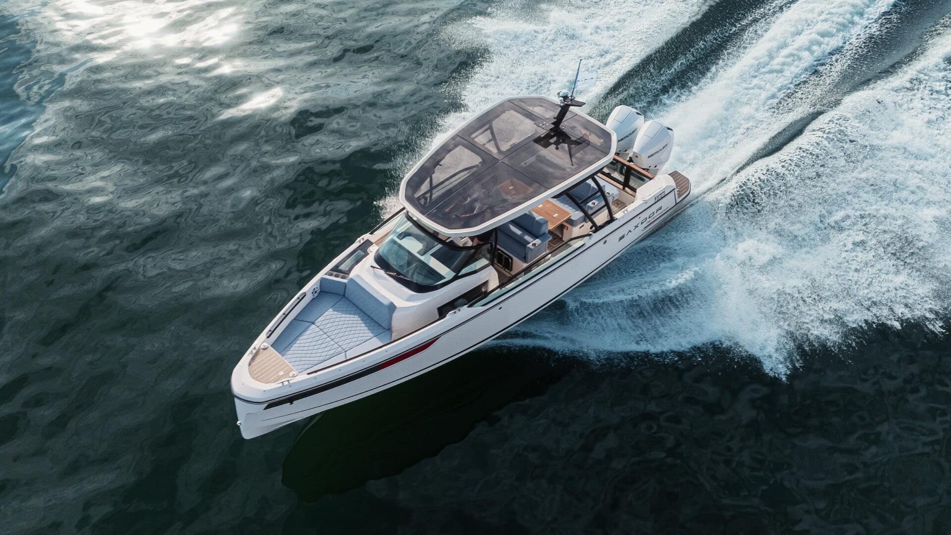 Saxdor 270 Gto - Detail View 1 Saxdor 270 Gto - Detail View 1