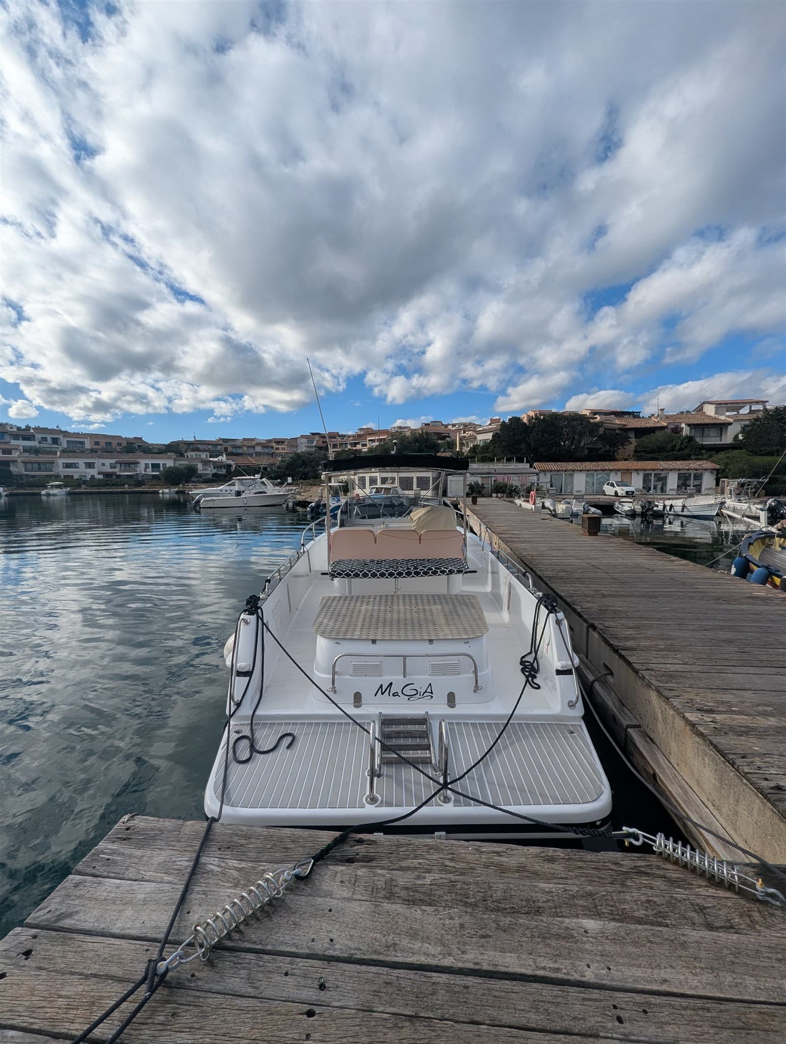 Canamer 33 Wa 33 - Deck View Canamer 33 Wa 33 - Deck View