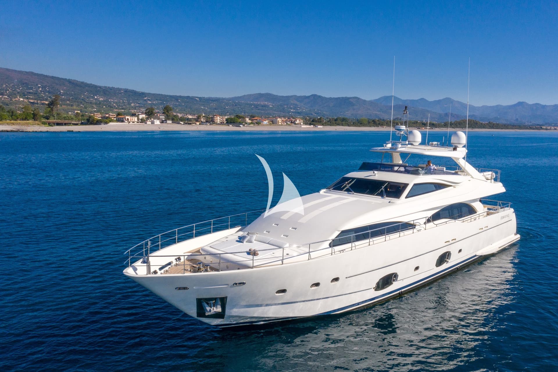 Ferretti Yachts Ferretti 97 Custom Line - Detail View 1 Ferretti Yachts Ferretti 97 Custom Line - Detail View 1