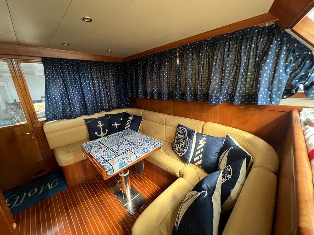 Cantieri Estensi 440 Goldstar Fly - Interior View Cantieri Estensi 440 Goldstar Fly - Interior View