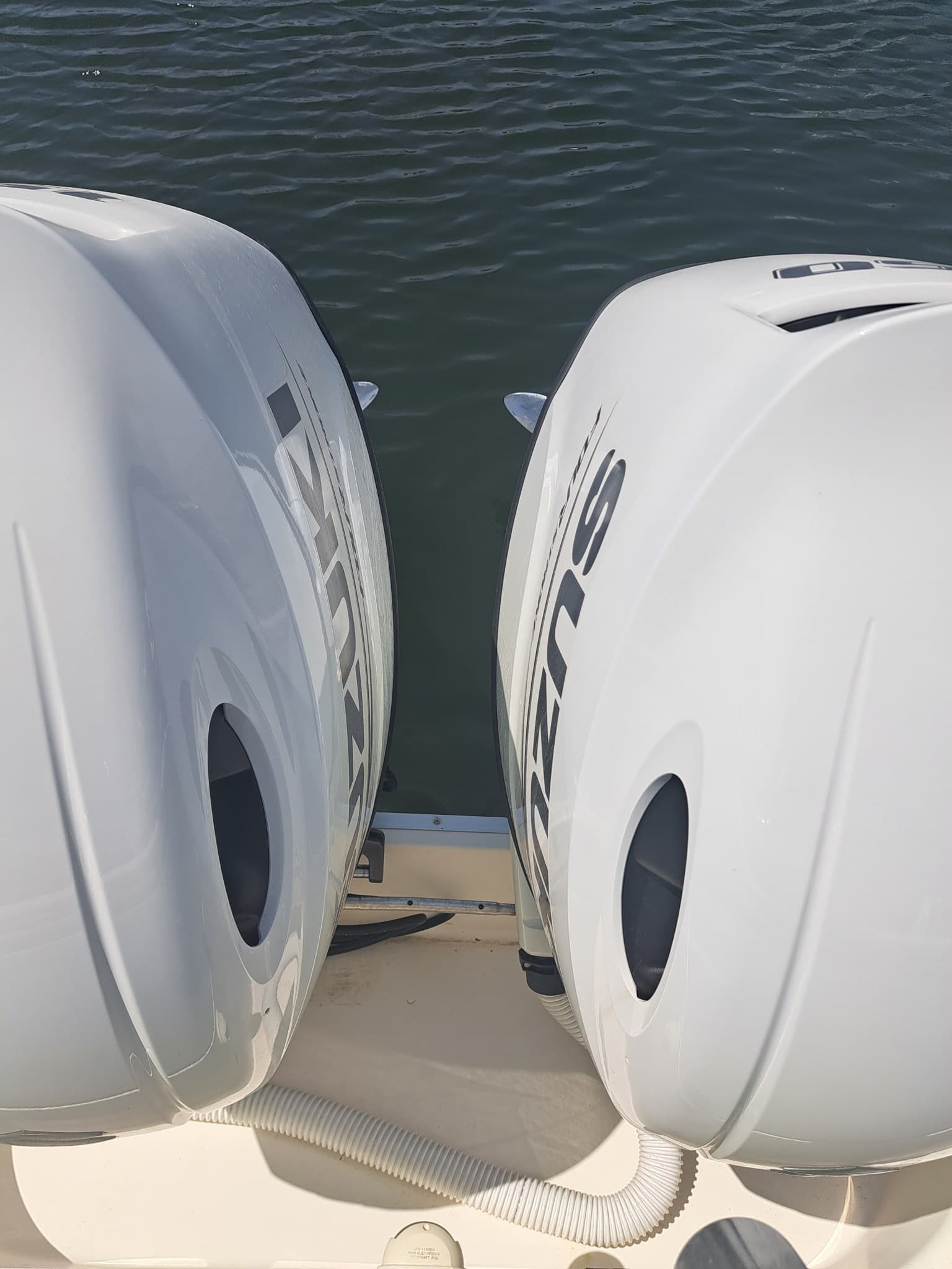 Capelli Cap 27 W.A - Detail View 1 Capelli Cap 27 W.A - Detail View 1