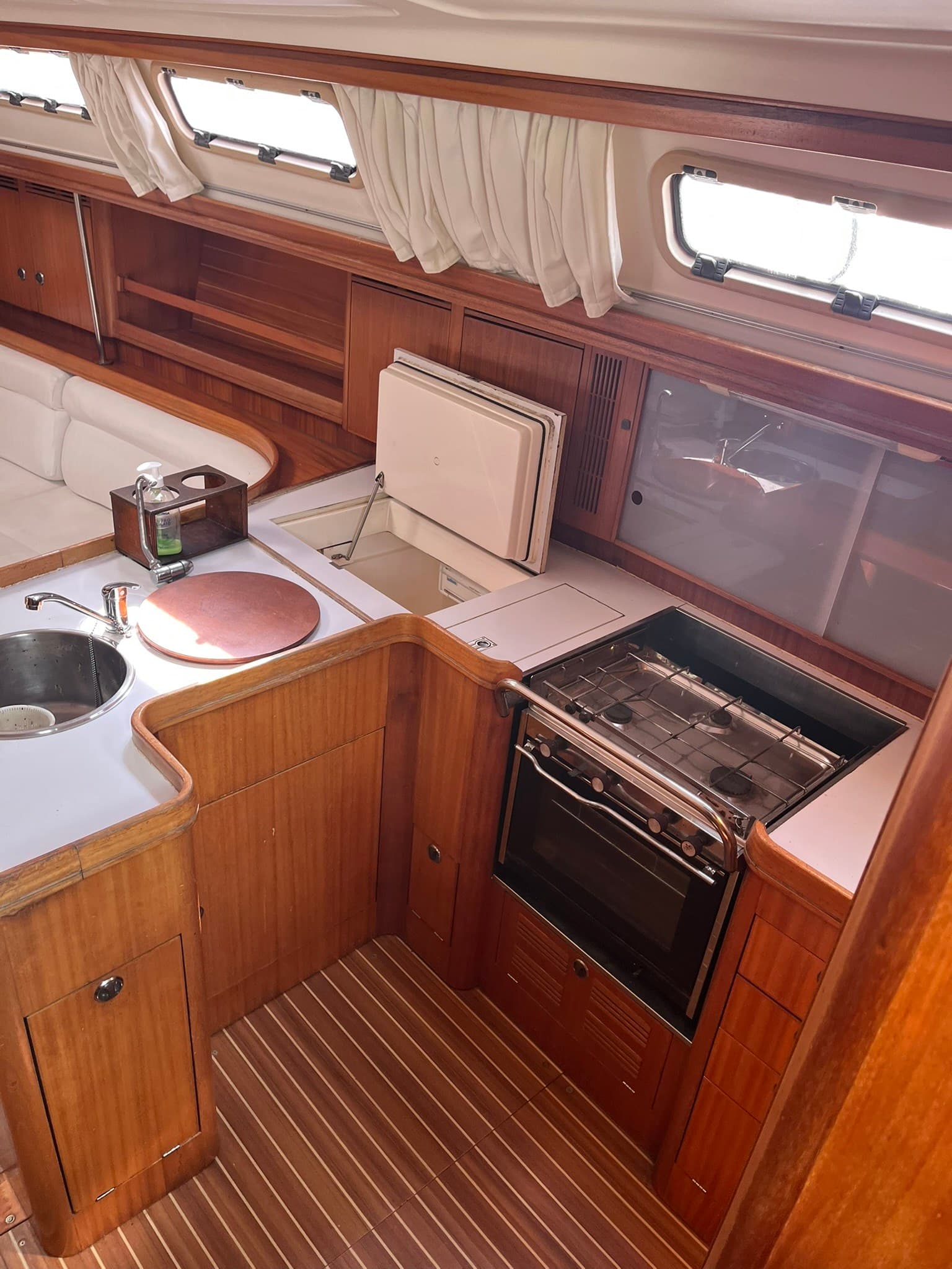 Elan Line Elan 40 - Interior View Elan Line Elan 40 - Interior View