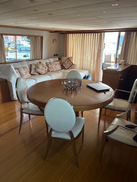 Gianetti Yacht Navetta 24 - Deck View Gianetti Yacht Navetta 24 - Deck View