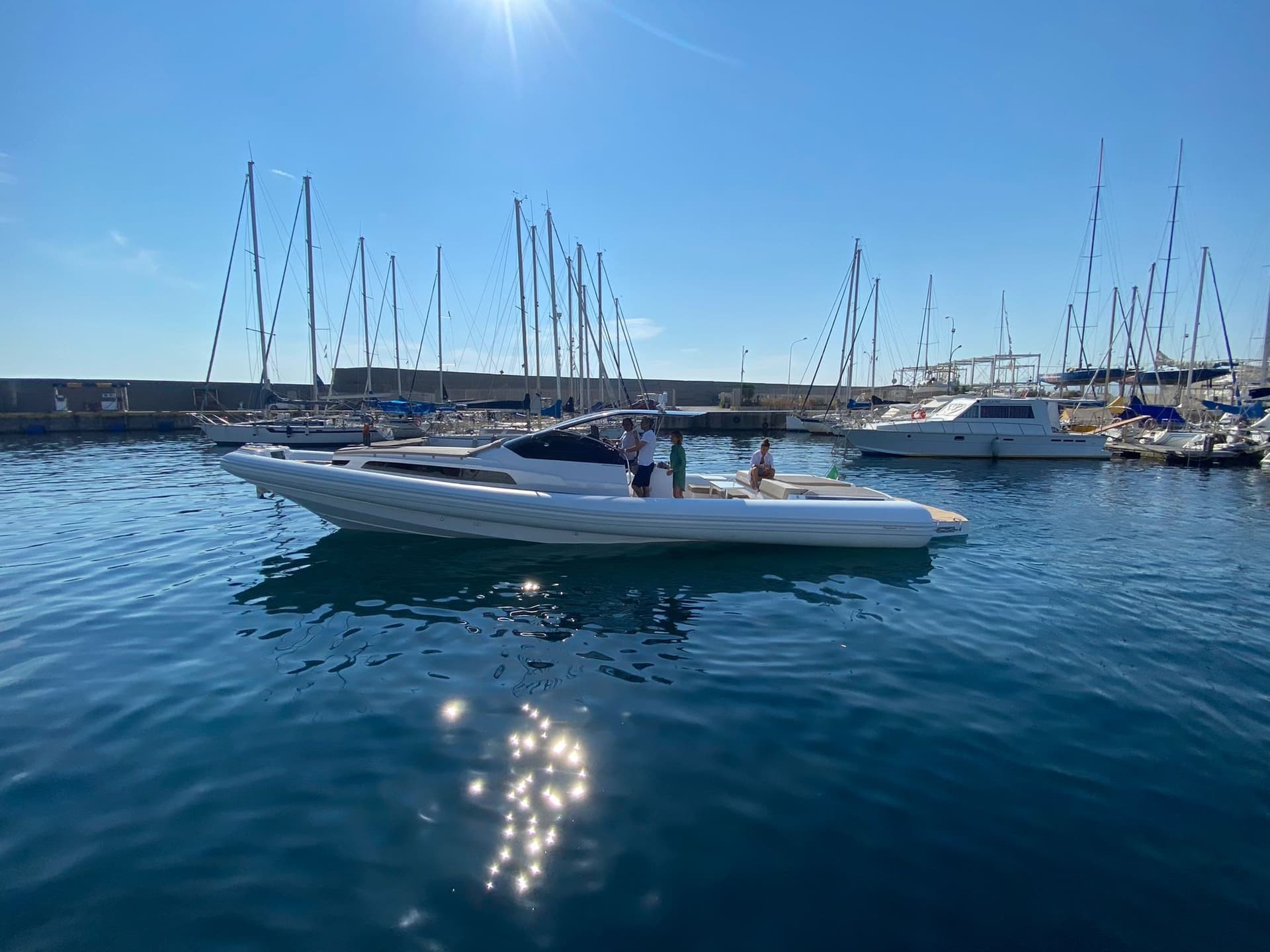 Magazzù Mx-13 Gran Coupe' - Deck View Magazzù Mx-13 Gran Coupe' - Deck View