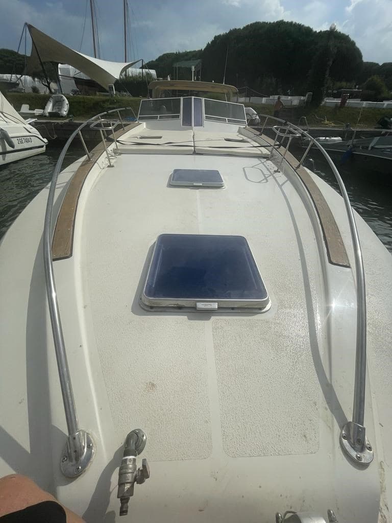 Cary Marine 49 - Deck View Cary Marine 49 - Deck View