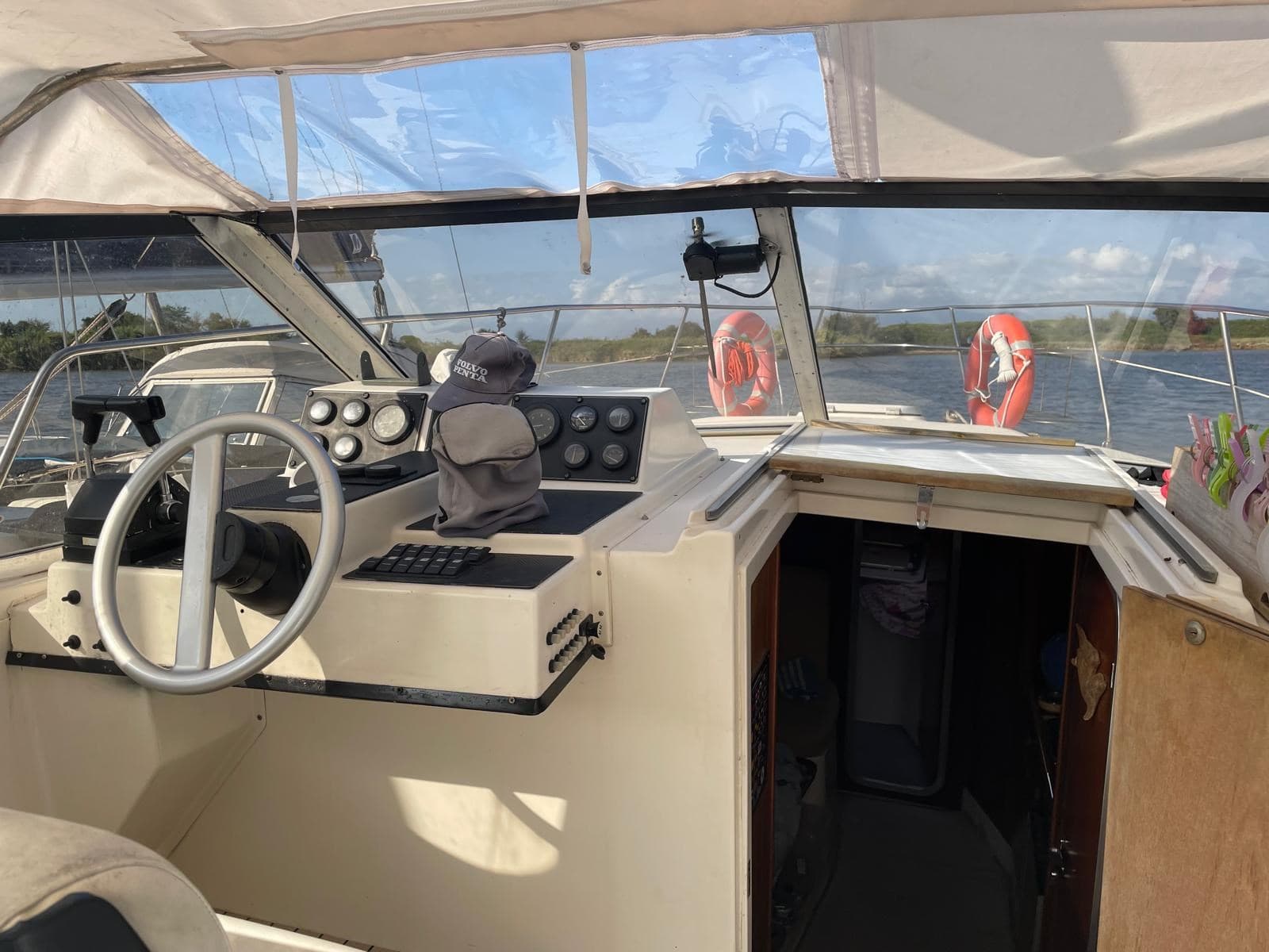 Azimut Az 28 usato - dettaglio 4