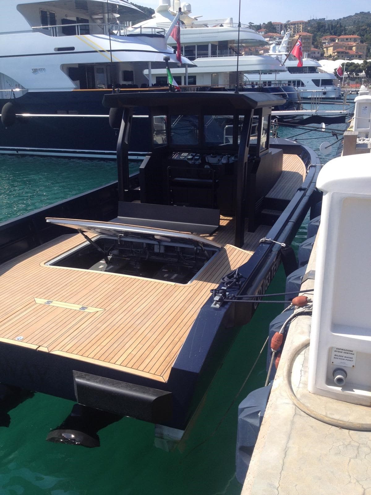 Figli Di Guarisco Giovanni M/Y 12m Aa Wj - Interior View Figli Di Guarisco Giovanni M/Y 12m Aa Wj - Interior View
