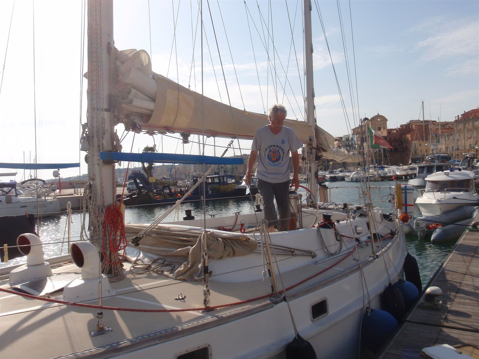 Alpa Alpa 38 - Interior View Alpa Alpa 38 - Interior View