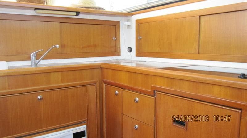 Riviera Marine 48 Convertible usato - foto hero 16