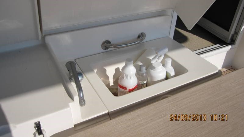 Riviera Marine 48 Convertible usato - dettaglio 3