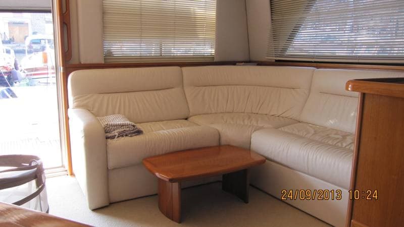 Riviera Marine 48 Convertible usato - foto hero 8