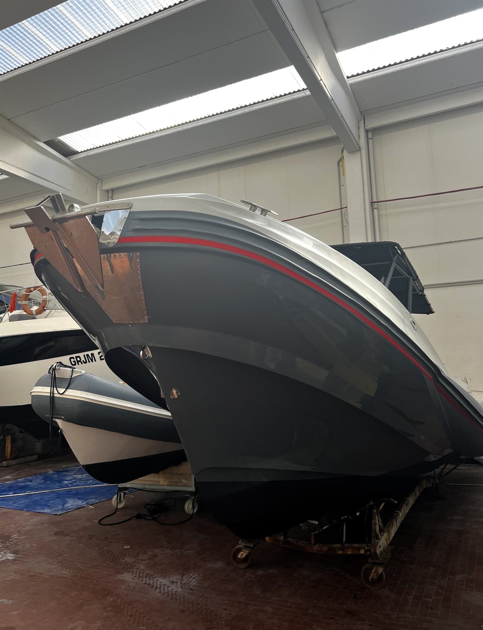 Zar Formenti Zar 95 Sport Luxury - Detail View 1 Zar Formenti Zar 95 Sport Luxury - Detail View 1