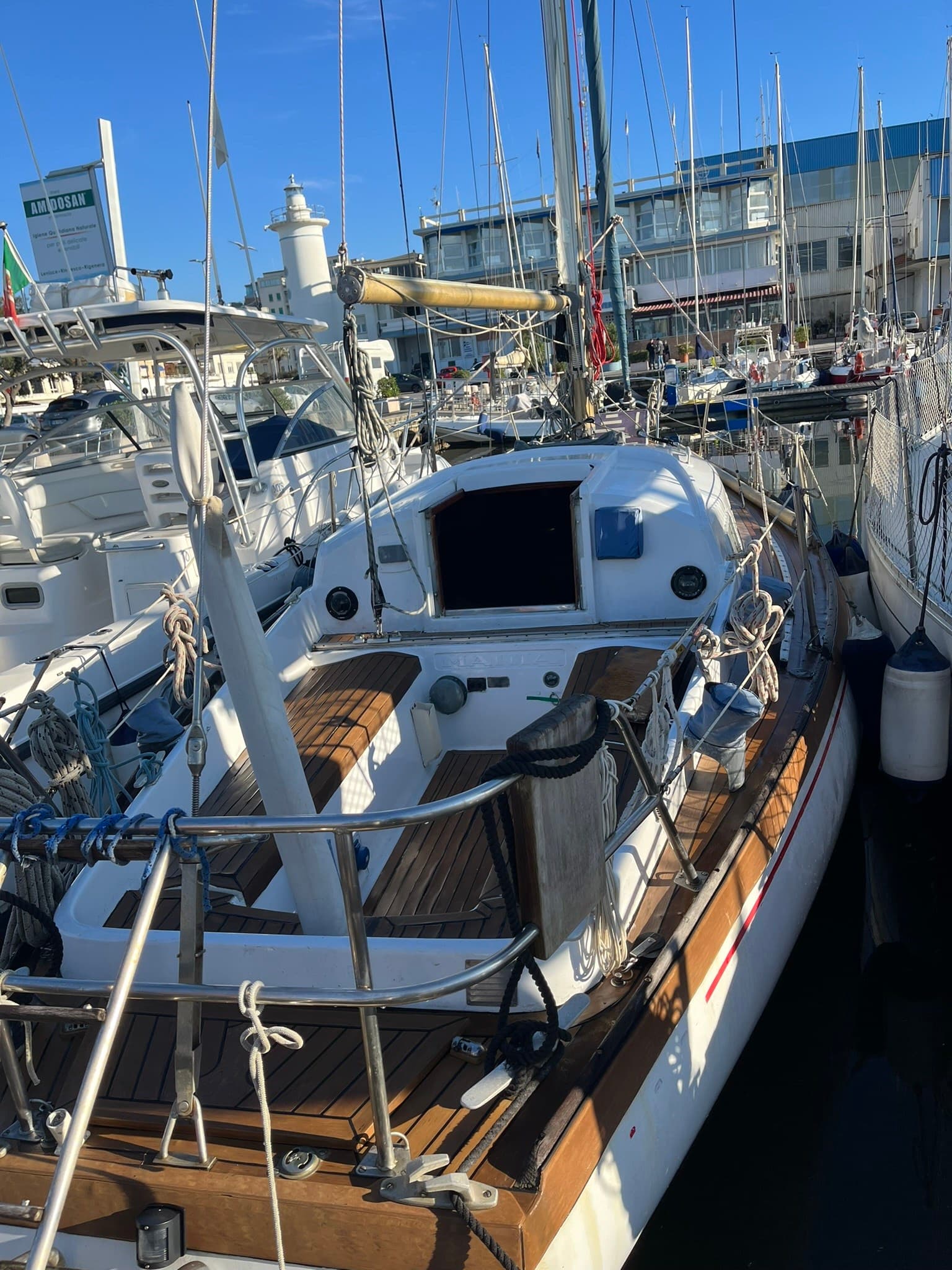 Nordcantieri Mania 35 - Interior View Nordcantieri Mania 35 - Interior View