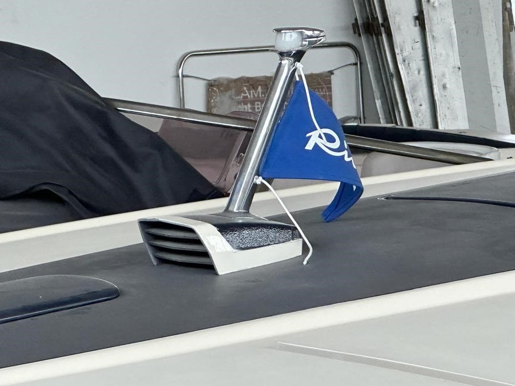 Riva Saint Tropez - Detail View 1 Riva Saint Tropez - Detail View 1