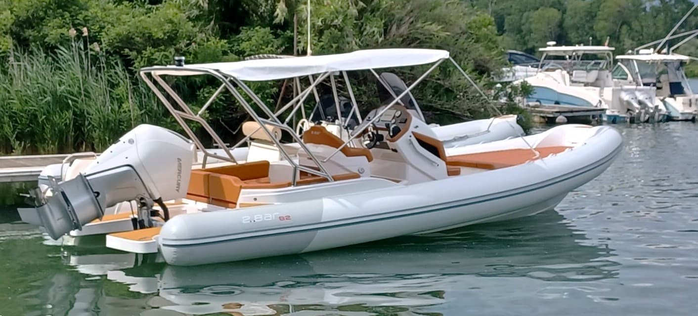 2BAR 82 - Main View 2BAR 82 - Main View