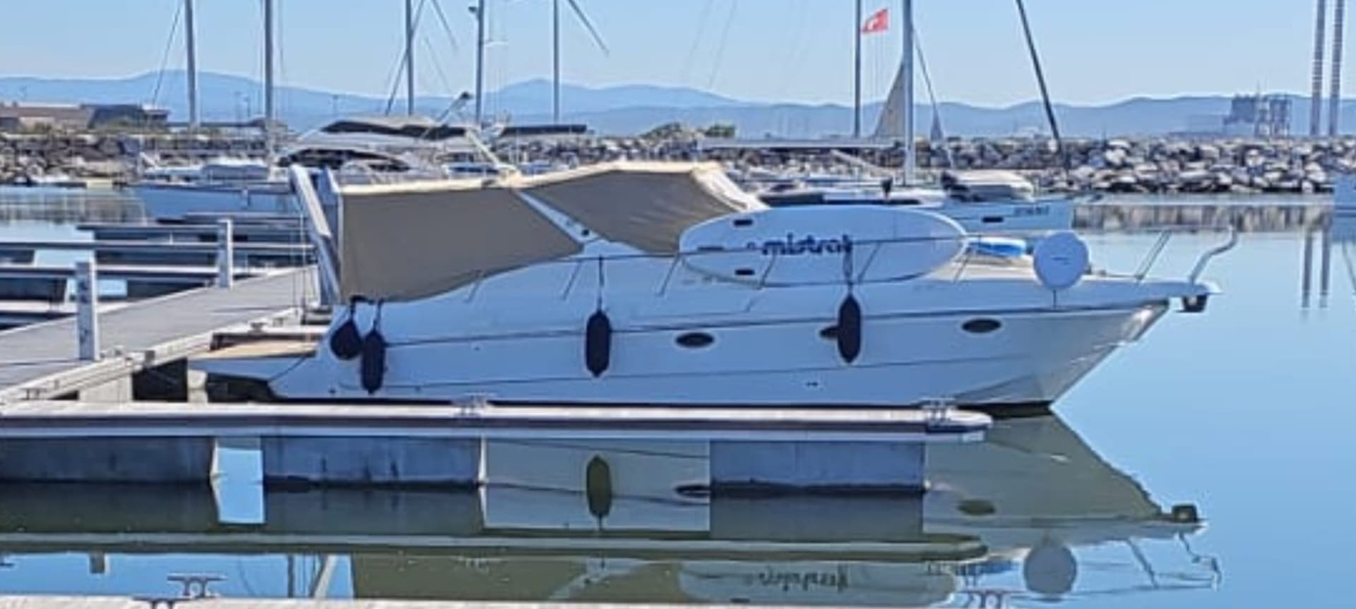 Rio Rio 35 Cruiser - Main View Rio Rio 35 Cruiser - Main View