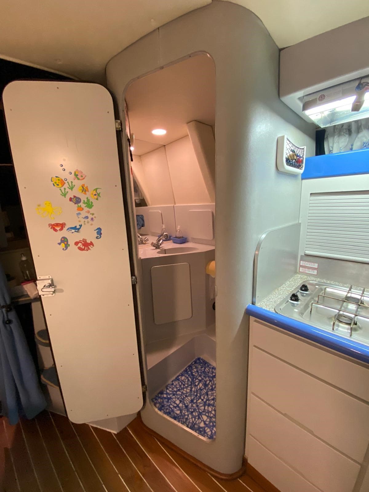 Cranchi Cruiser 32 - Interior View Cranchi Cruiser 32 - Interior View