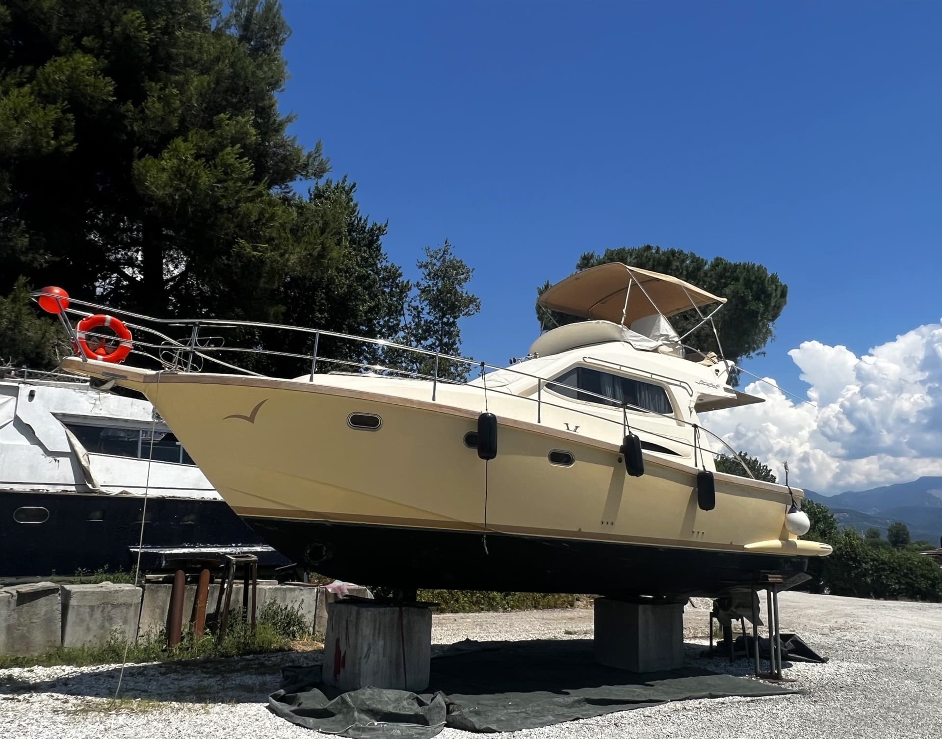 Portofino Marine 37 Fly usato - dettaglio 1