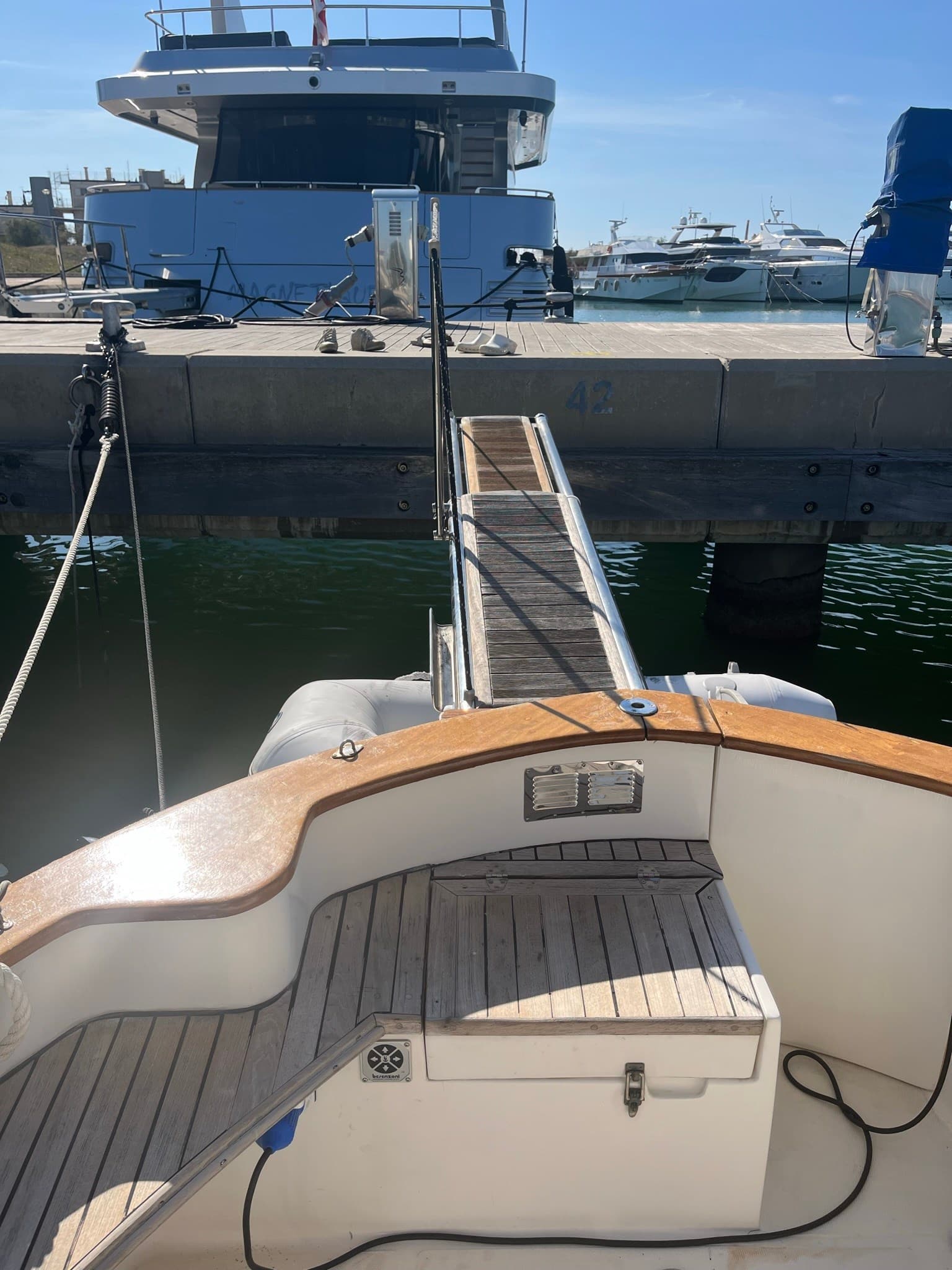 Sciallino Sciallino 33 Fly - Deck View Sciallino Sciallino 33 Fly - Deck View