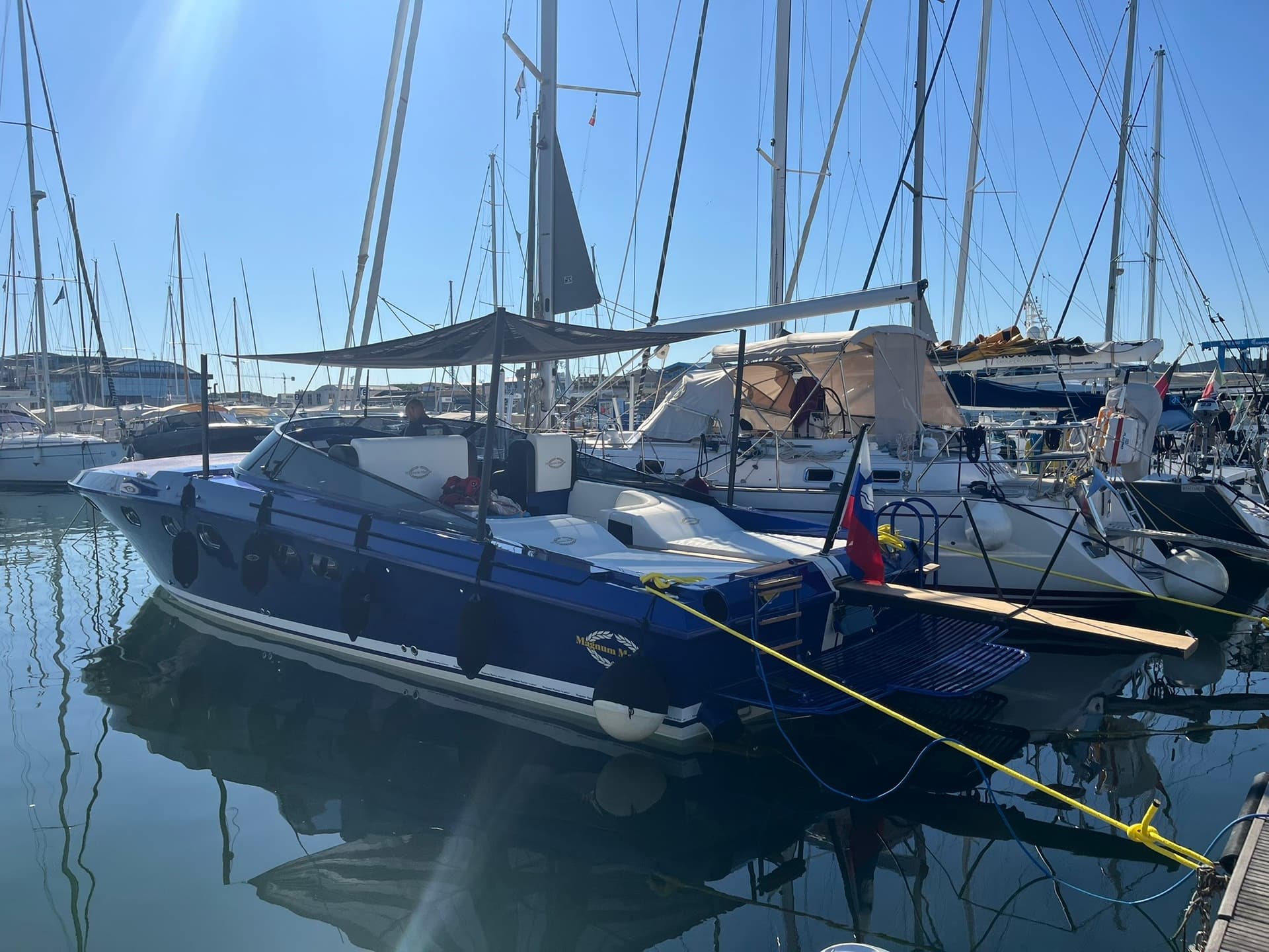 Magnum Marine Magnum 40 - Main View Magnum Marine Magnum 40 - Main View