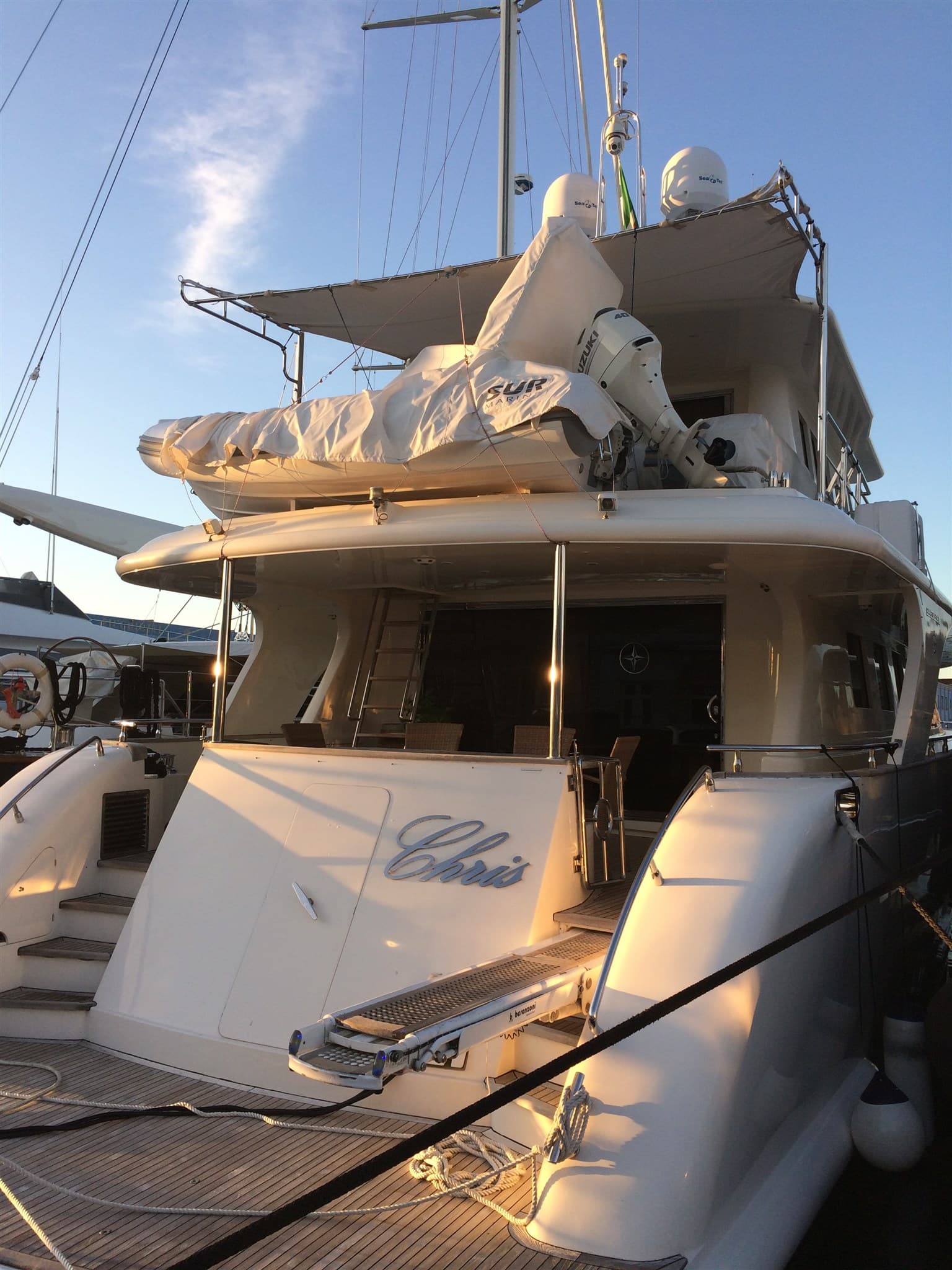 Gianetti Star Navetta 85 3 Deck - Detail View 1 Gianetti Star Navetta 85 3 Deck - Detail View 1