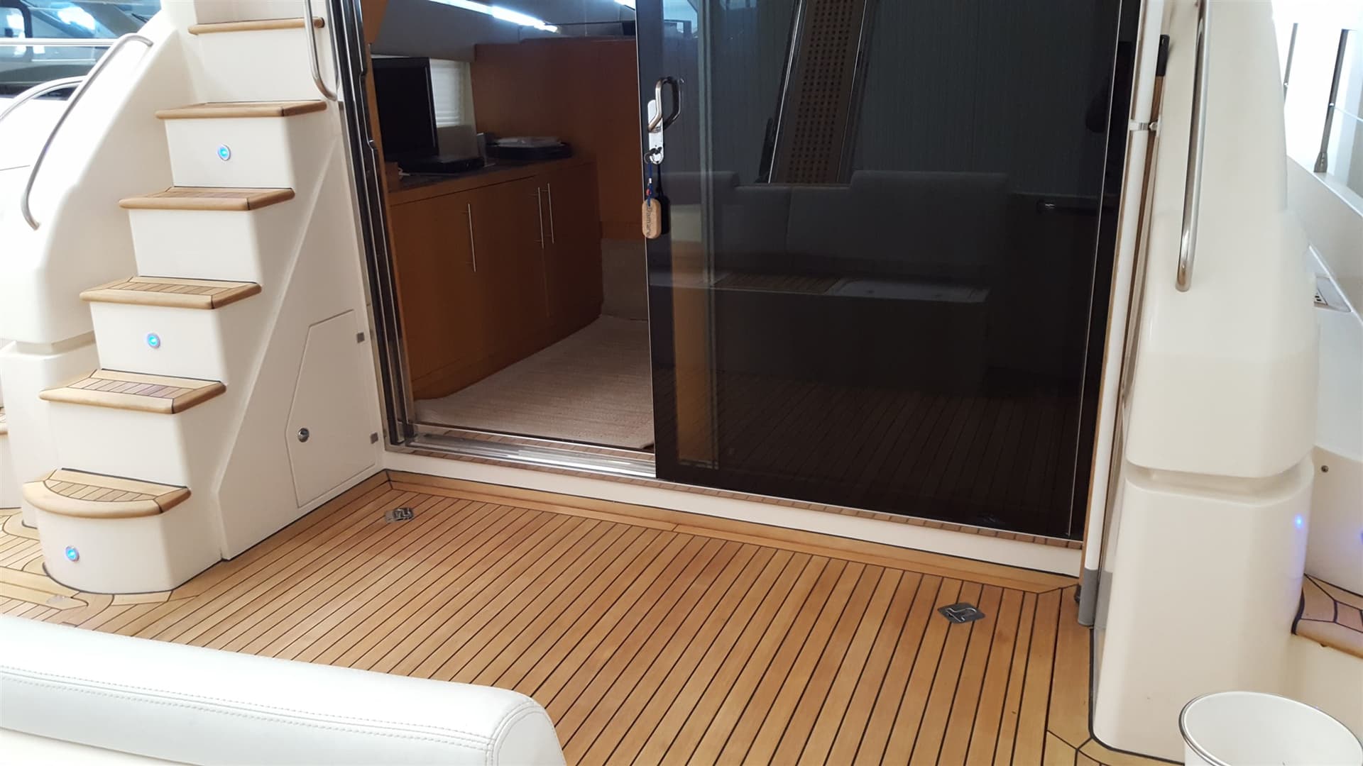 Rodman Muse 44 - Deck View Rodman Muse 44 - Deck View