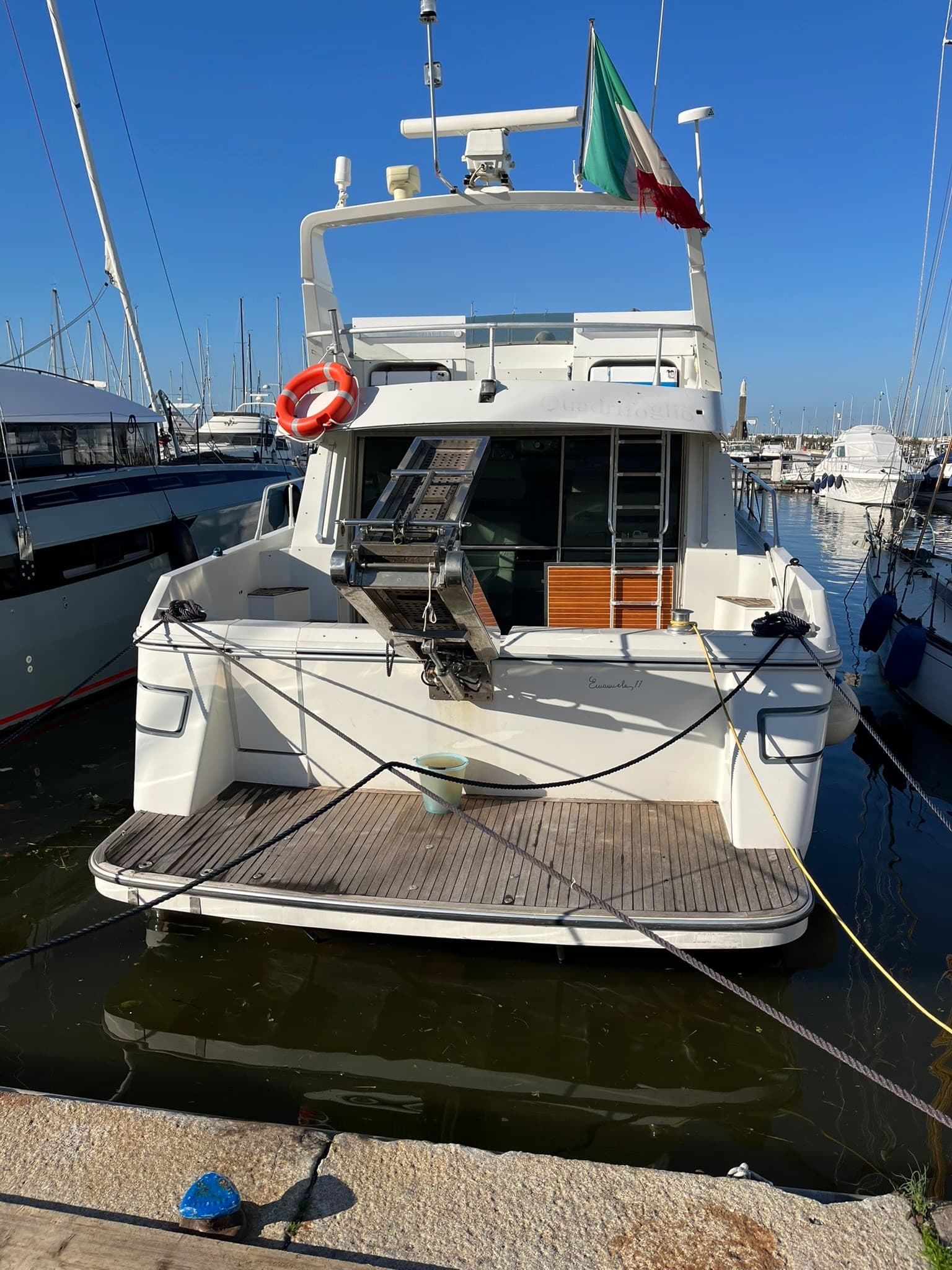 Mochi Craft Mochi 46 - Interior View Mochi Craft Mochi 46 - Interior View