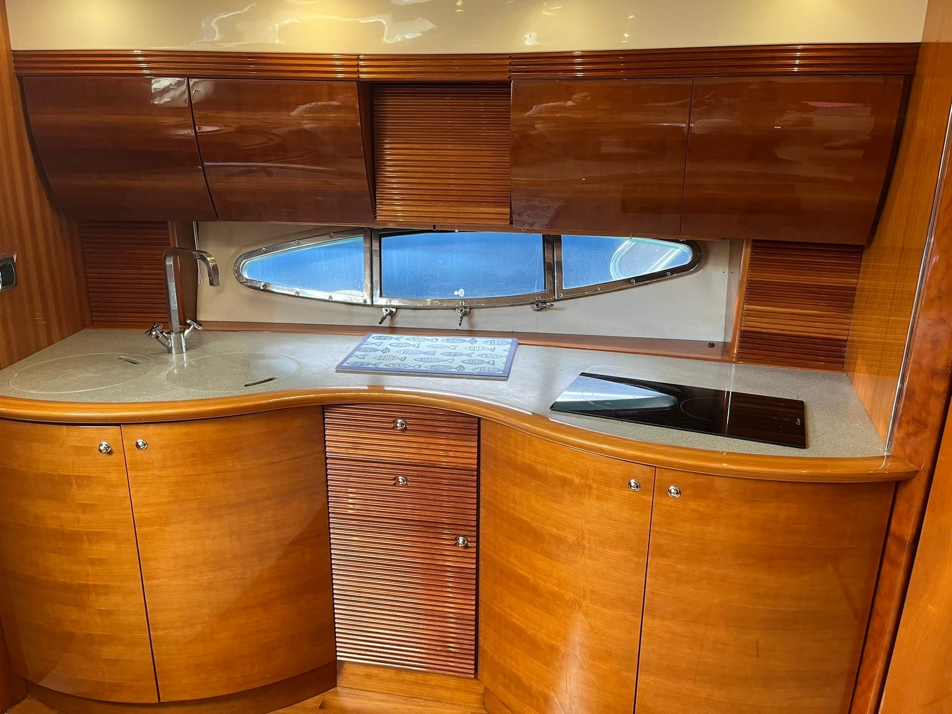 Gobbi Atlantis 47 - Deck View Gobbi Atlantis 47 - Deck View