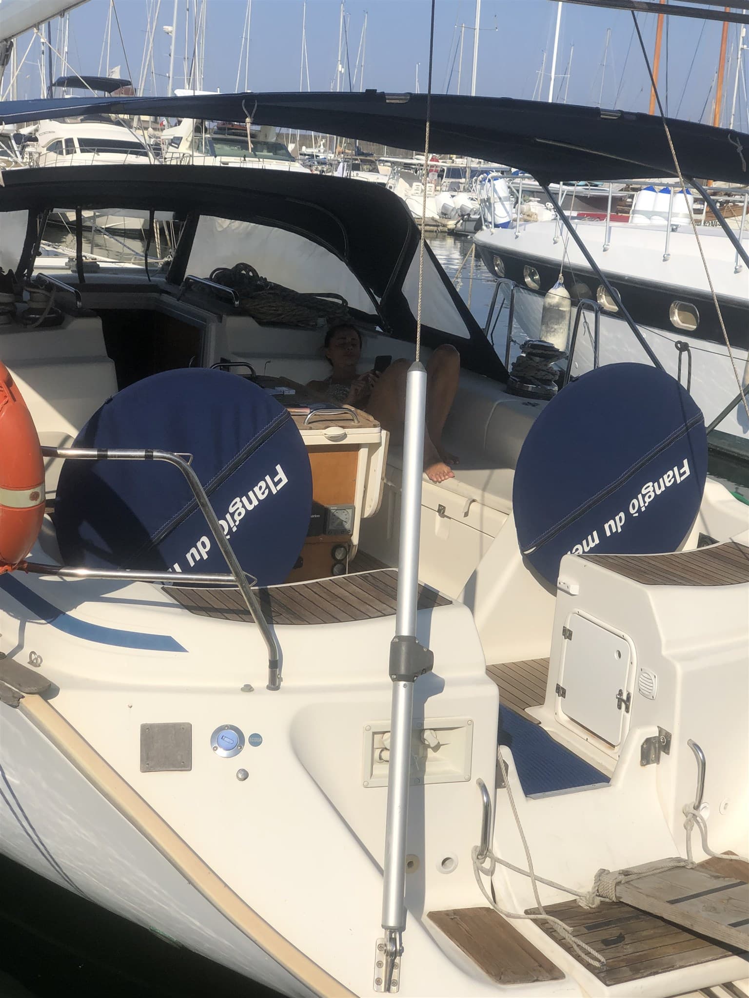 Bavaria 47 - Detail View 1 Bavaria 47 - Detail View 1