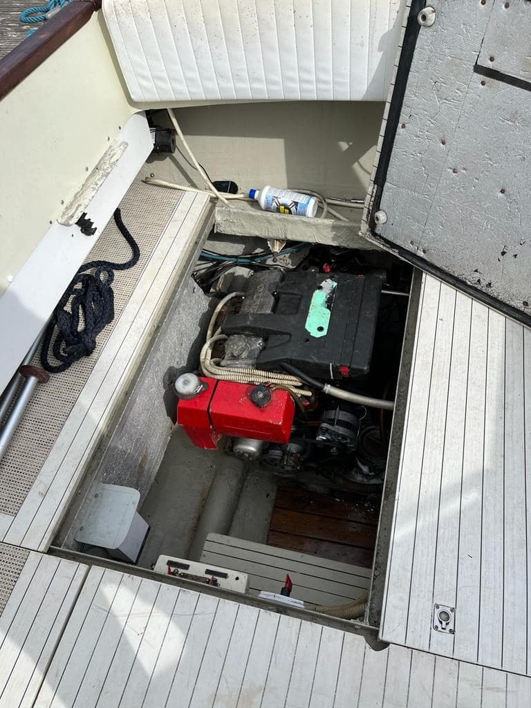 Fjord Weekender 24 - Deck View Fjord Weekender 24 - Deck View