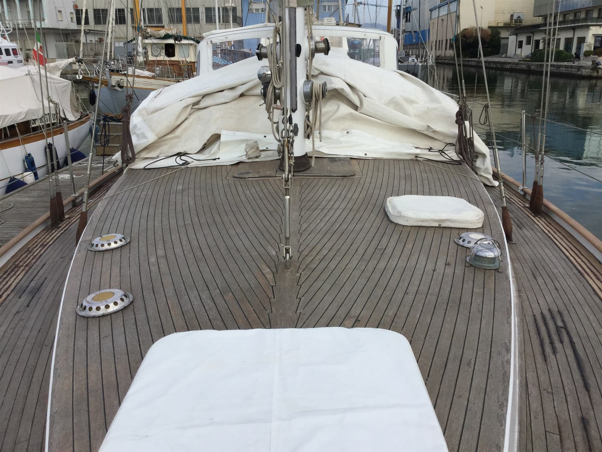 Benetti Sail Division MOTOVELIERO d'occasion - image hero 18